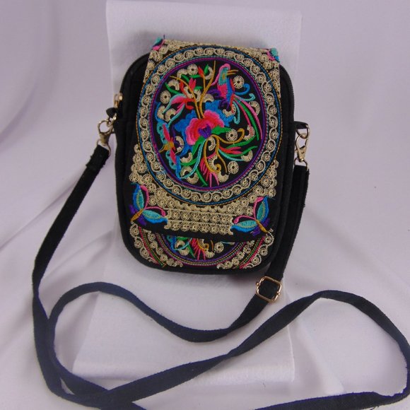 Goodhan Vintage Handmade Mini Crossbody Bag - Picture 3 of 12